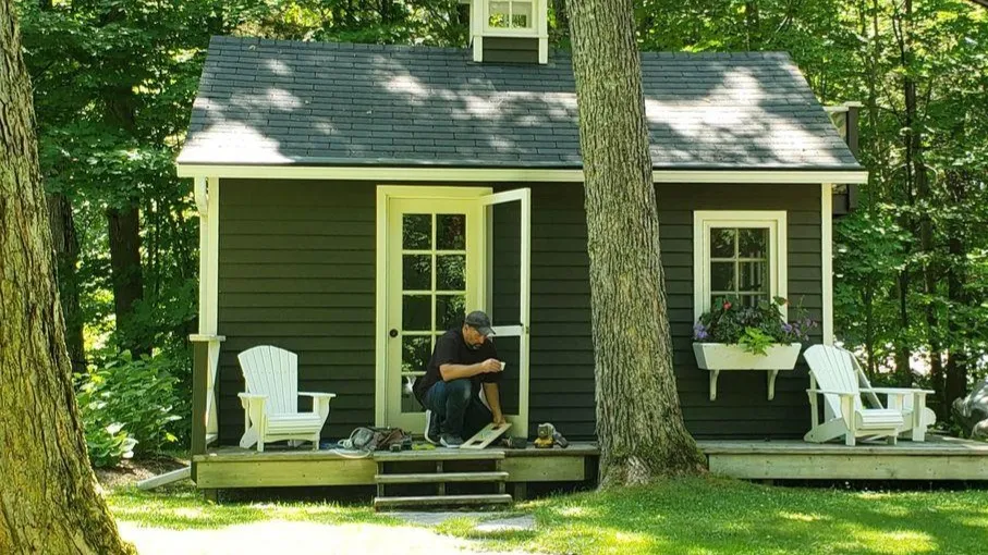 Scott of BCG Muskoka on site during a custom build